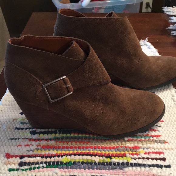 Lucky Brand Shoes - Lucky Brand wedges with side buckle. Size 10. LNC
